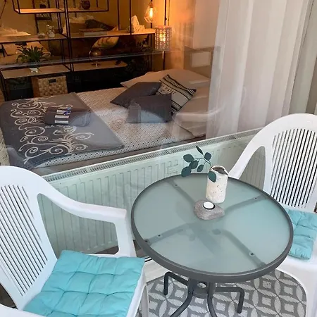 'das Kleine Feine' - Ruhige, Helle Mit Parkplatz Und Balkon *