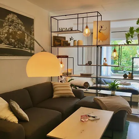 Apartment 'das Kleine Feine' - Ruhige, Helle Mit Parkplatz Und Balkon Pforzheim