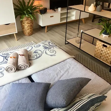 Apartment 'das Kleine Feine' - Ruhige, Helle Mit Parkplatz Und Balkon Pforzheim