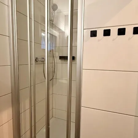 Apartment 'das Kleine Feine' - Ruhige, Helle Mit Parkplatz Und Balkon