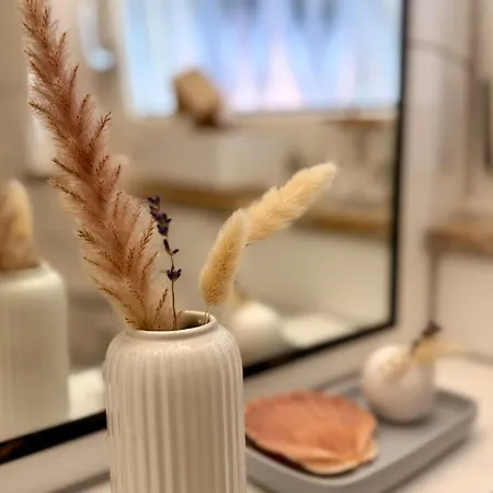 'das Kleine Feine' - Ruhige, Helle Mit Parkplatz Und Balkon Apartment *