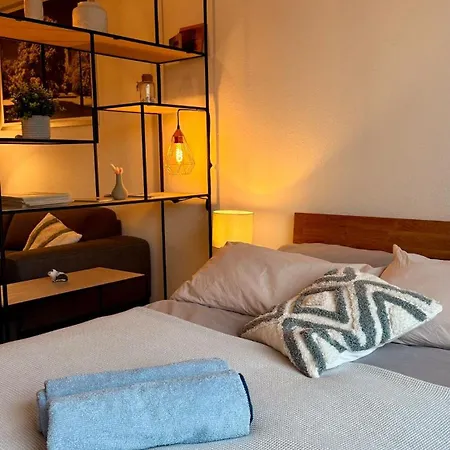 'das Kleine Feine' - Ruhige, Helle Mit Parkplatz Und Balkon * Pforzheim