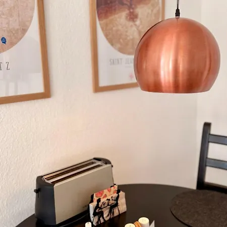 Apartment 'das Kleine Feine' - Ruhige, Helle Mit Parkplatz Und Balkon