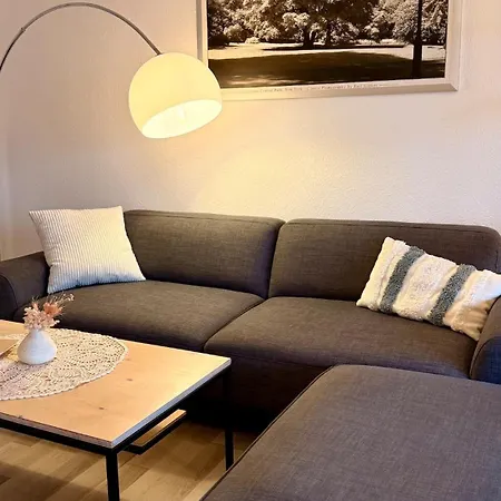Apartment 'das Kleine Feine' - Ruhige, Helle Mit Parkplatz Und Balkon *